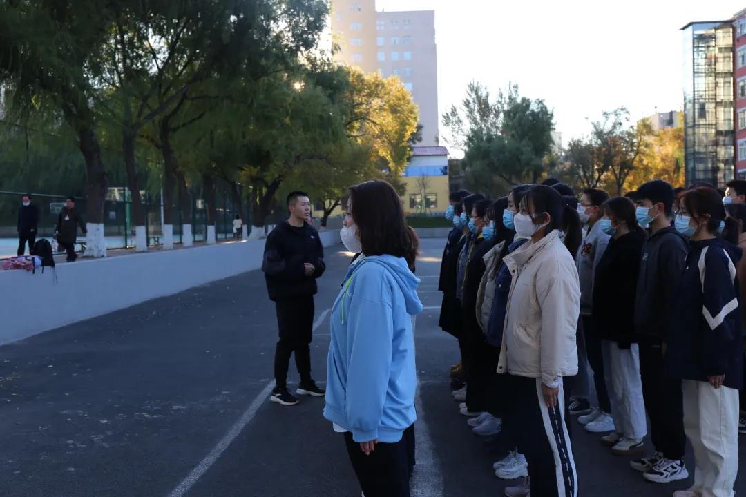 15A27